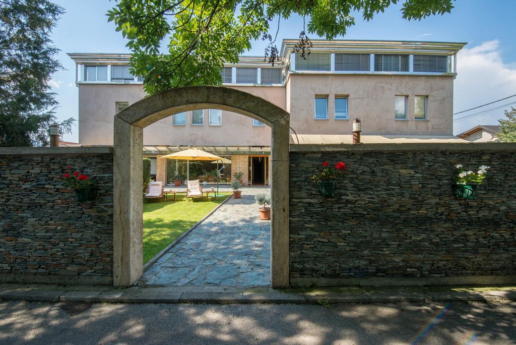 Hotel By Gastroid Ilidža Exterior foto